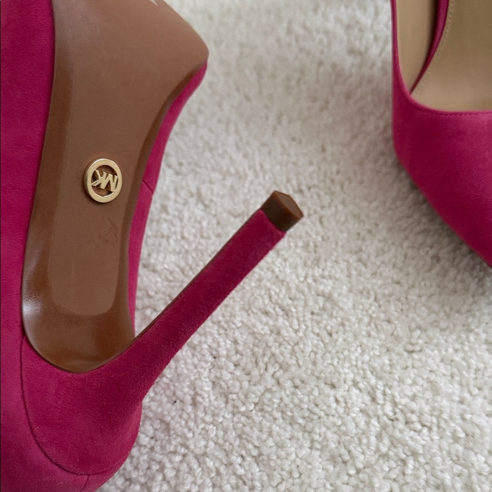 Michael Kors Fuchsia Suede Heels - Picture 6 of 7